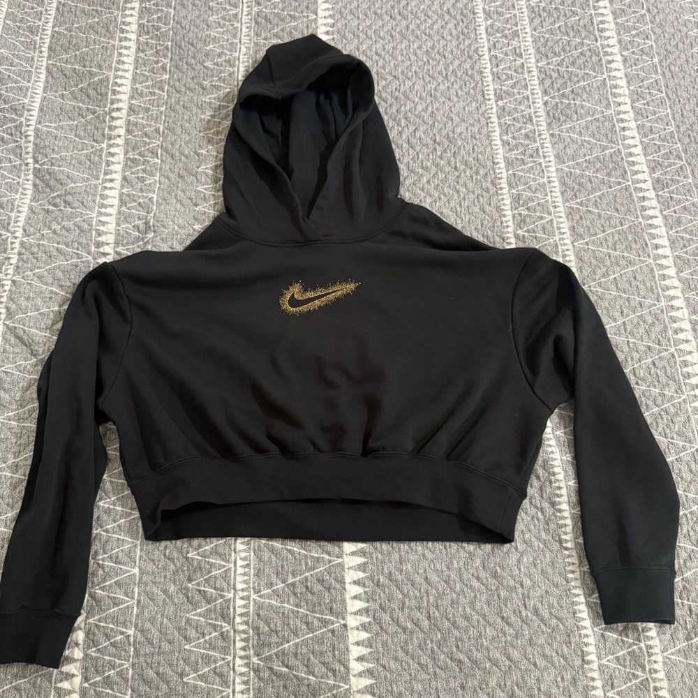 Nike Black Hoodie with Subtle Logo